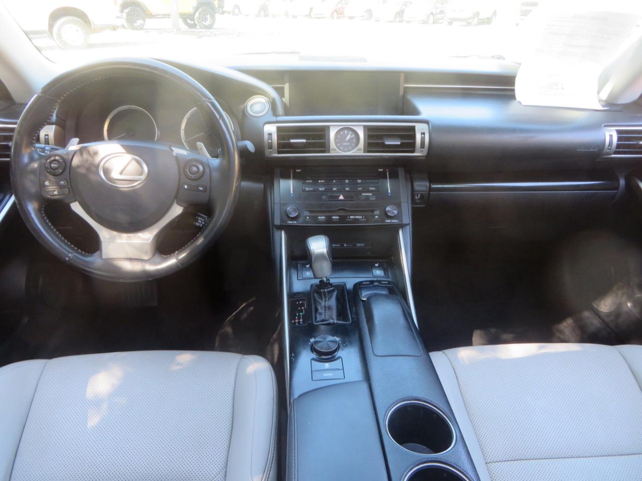 Lexus IS 250 4dr Sport Sdn Auto AWD 2014
