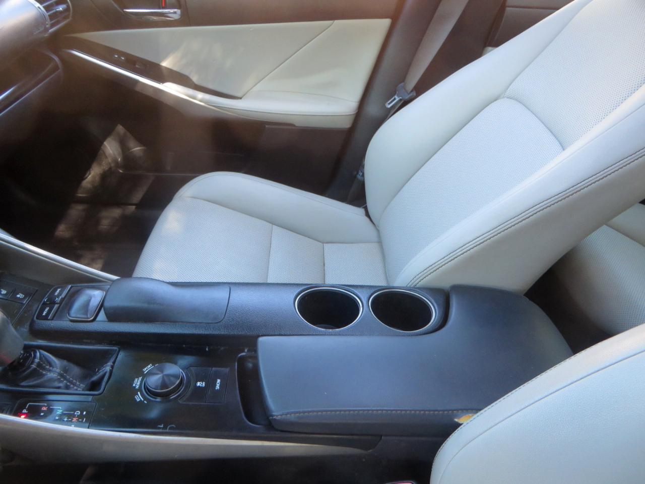 Lexus IS 250 4dr Sport Sdn Auto AWD 2014