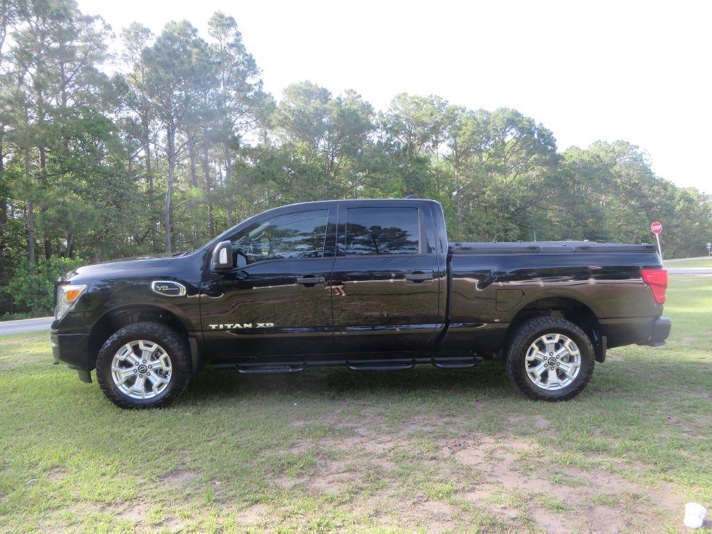 2023 Nissan Titan XD SV