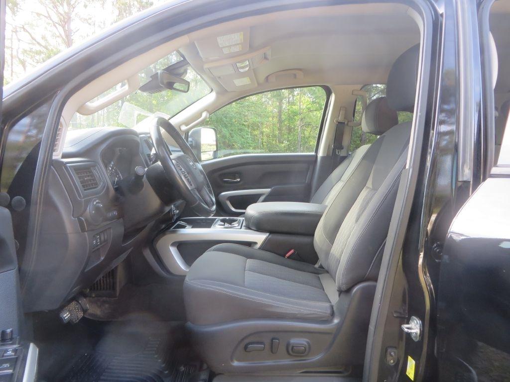 Nissan Titan XD SV 2023