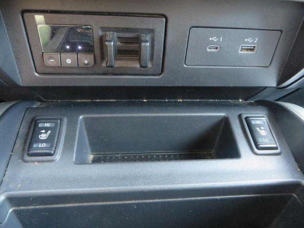 Nissan Titan XD SV 2023