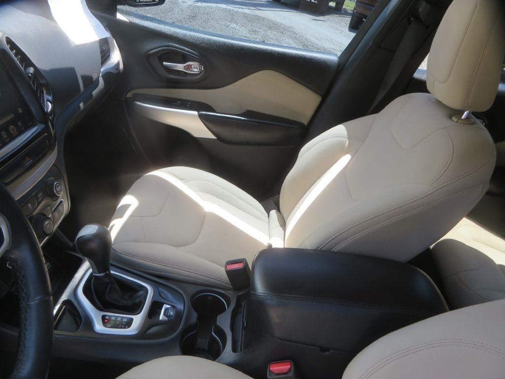 Jeep Cherokee  2017