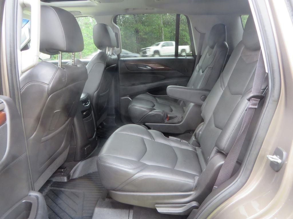 Cadillac Escalade  2016