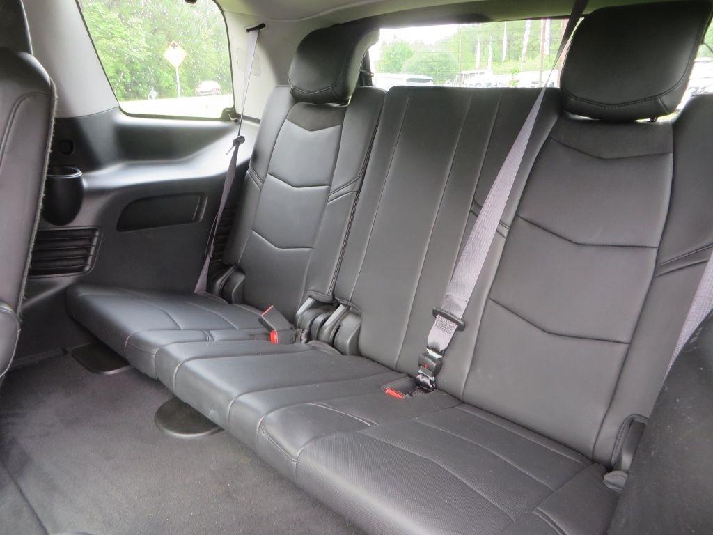 Cadillac Escalade  2016