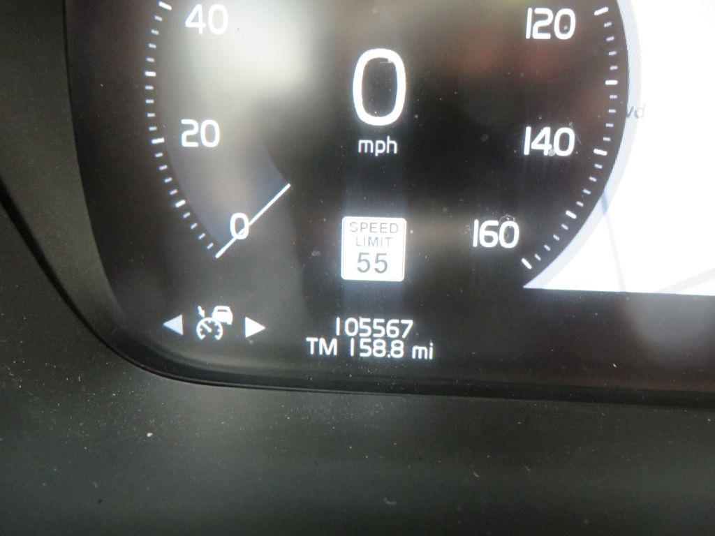 Volvo V90 Cross Country  2018
