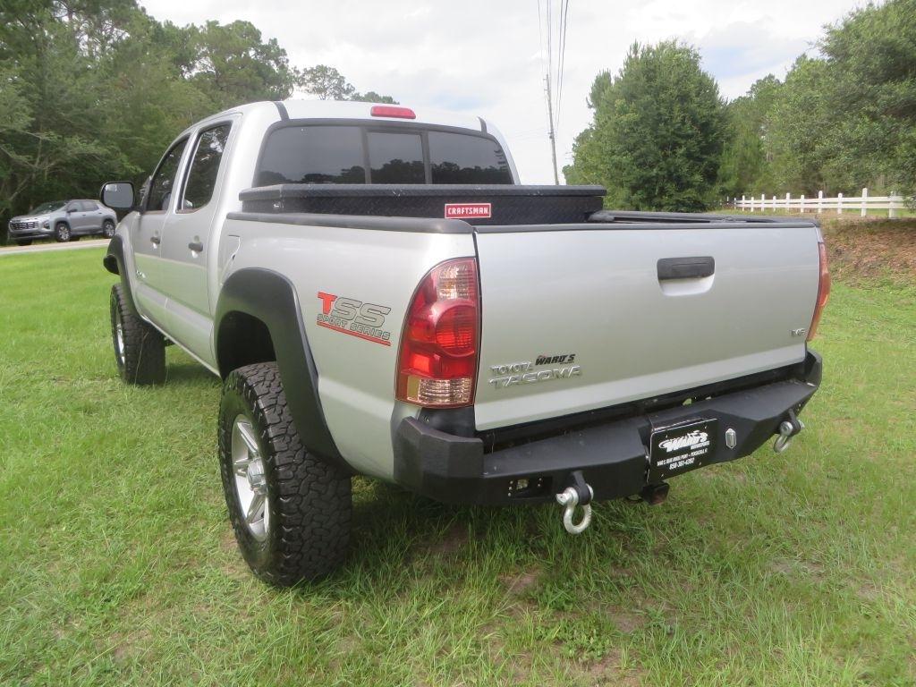 Toyota Tacoma  2013