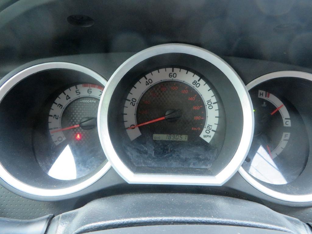 Toyota Tacoma  2013