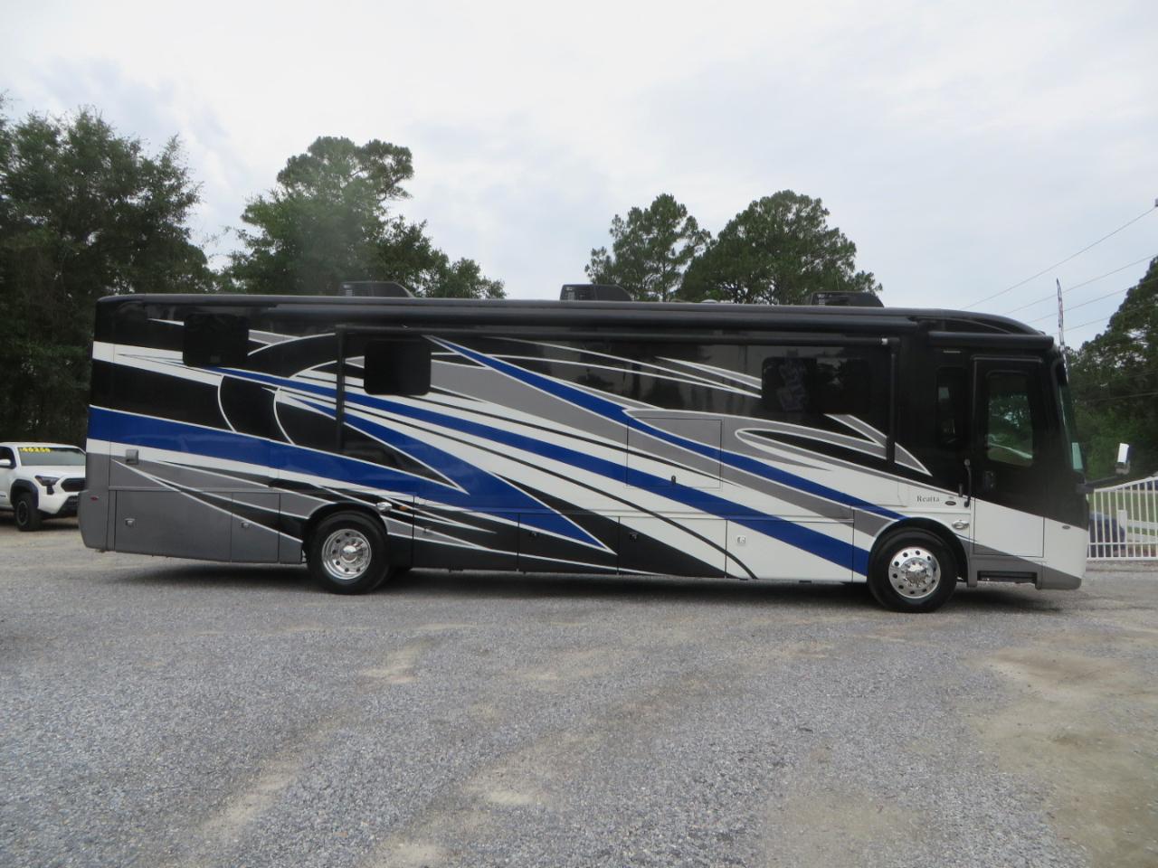 2022 Spartan Motorhome REATTA XL 39BH