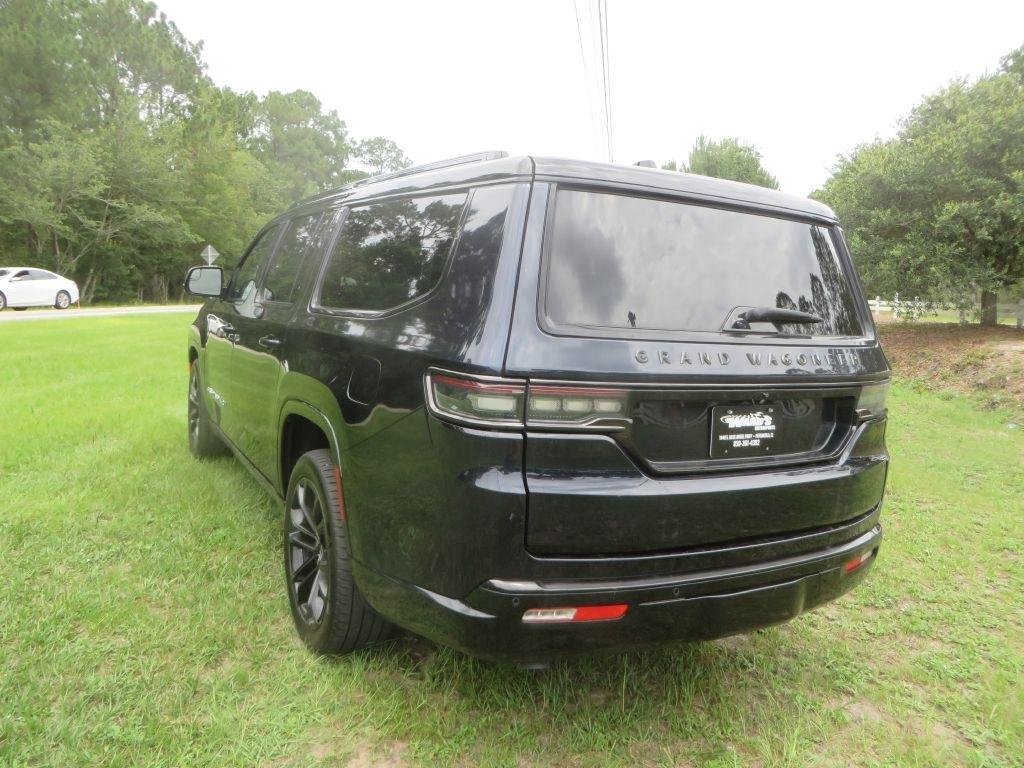 Jeep Grand Wagoneer L  2024