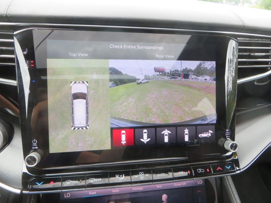 Jeep Grand Wagoneer L  2024