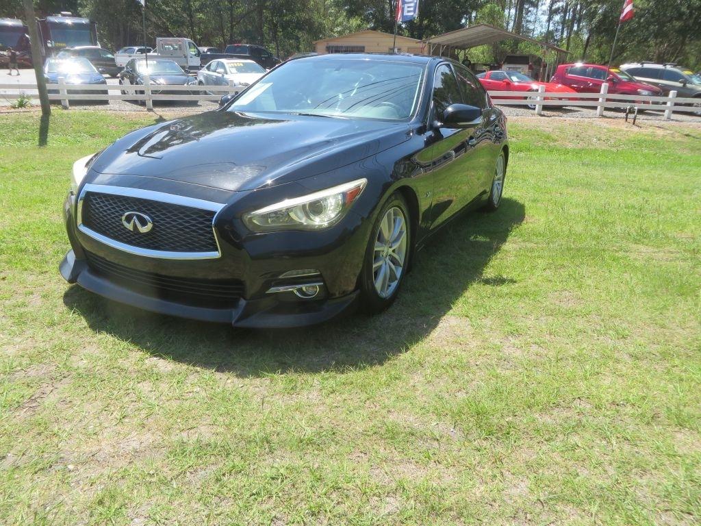 Infiniti Q50 Premium 2015