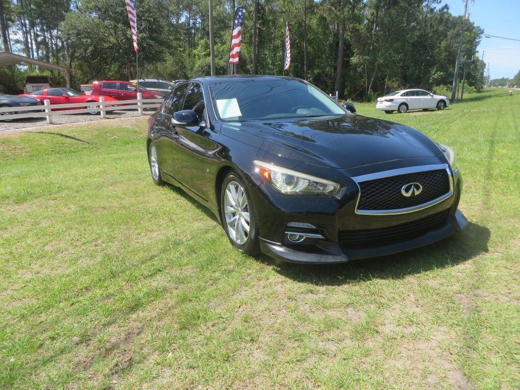 Infiniti Q50 Premium 2015