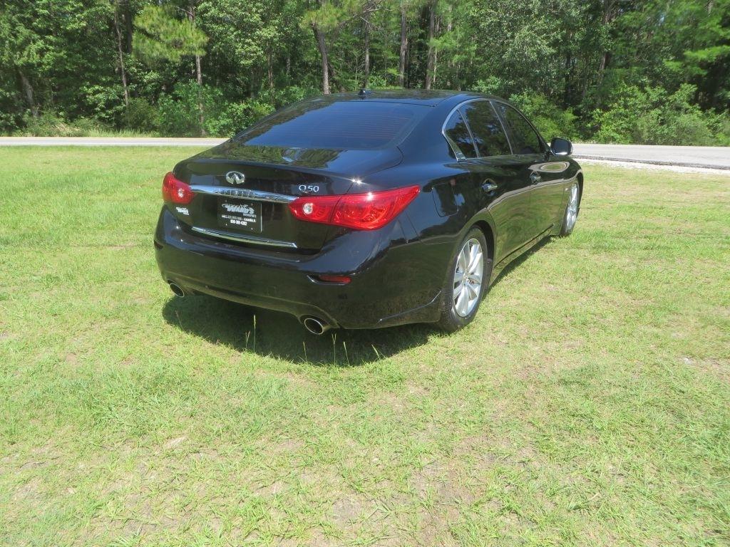 Infiniti Q50 Premium 2015