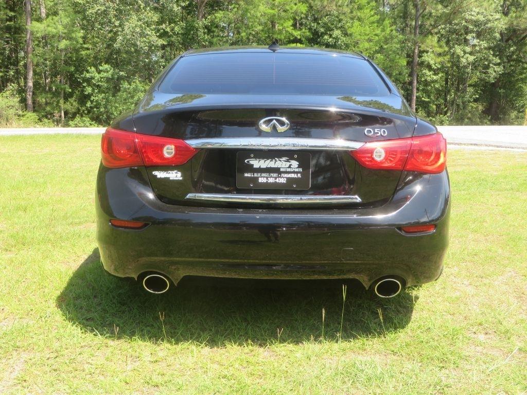 Infiniti Q50 Premium 2015
