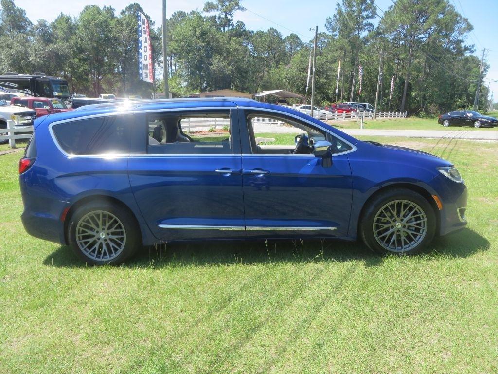 Chrysler Pacifica Limited 2018