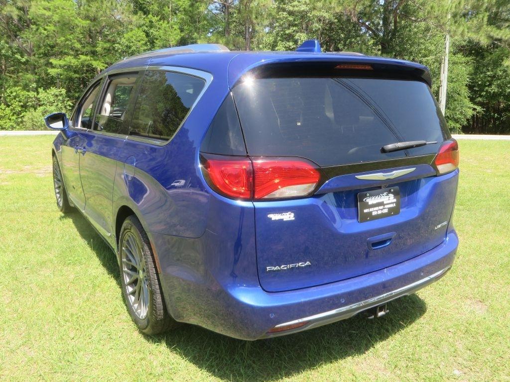 Chrysler Pacifica Limited 2018
