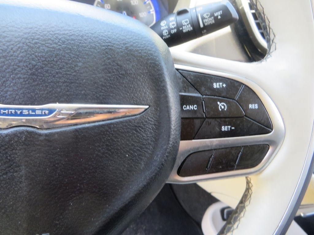 Chrysler Pacifica Limited 2018