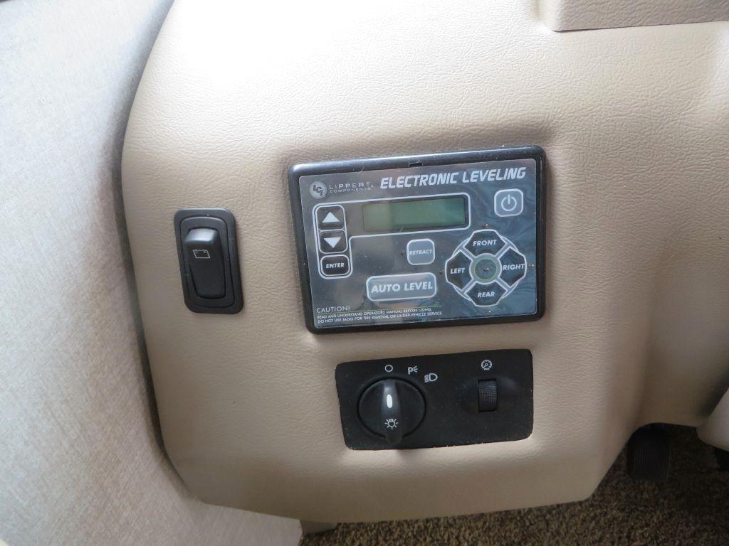 Winnebago Vista  2015