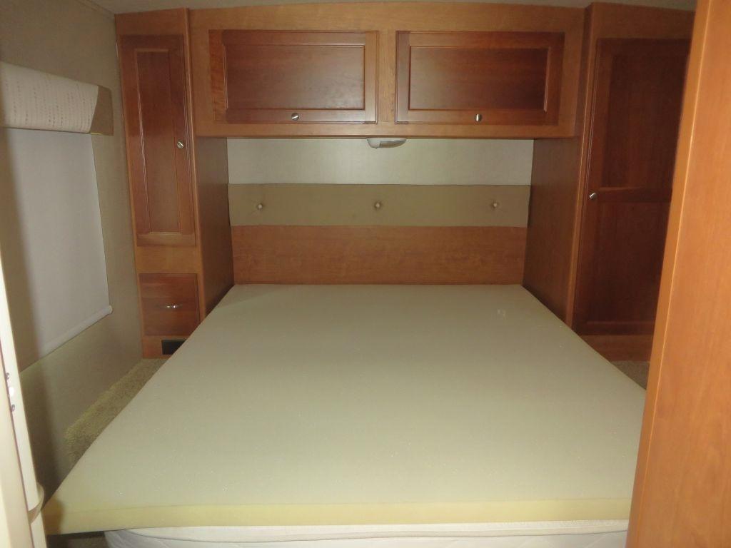 Winnebago Vista  2015