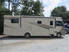 2015 Winnebago Vista 