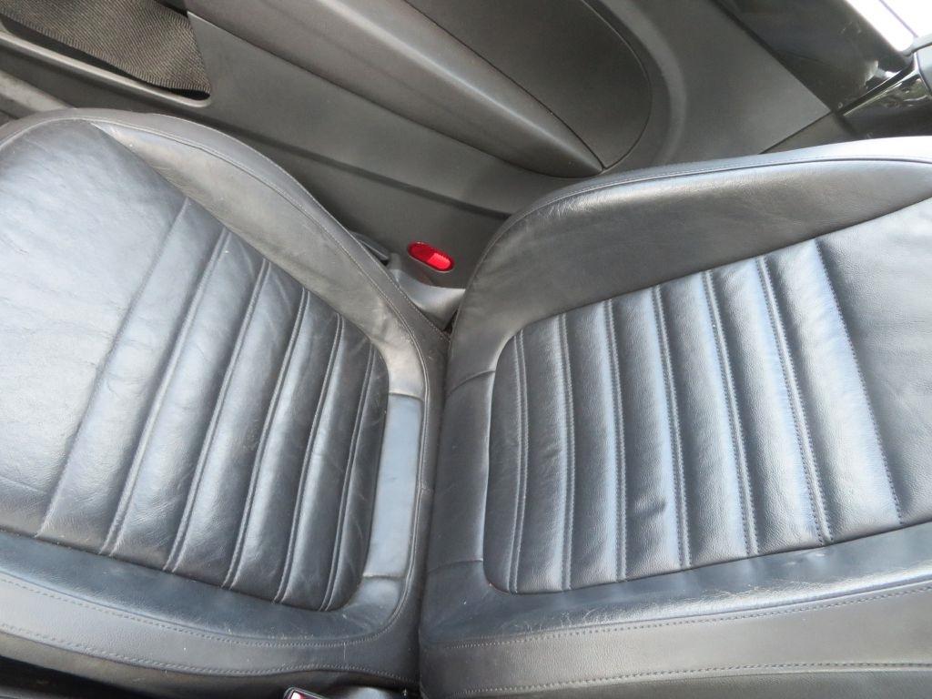 Volkswagen Beetle  2012