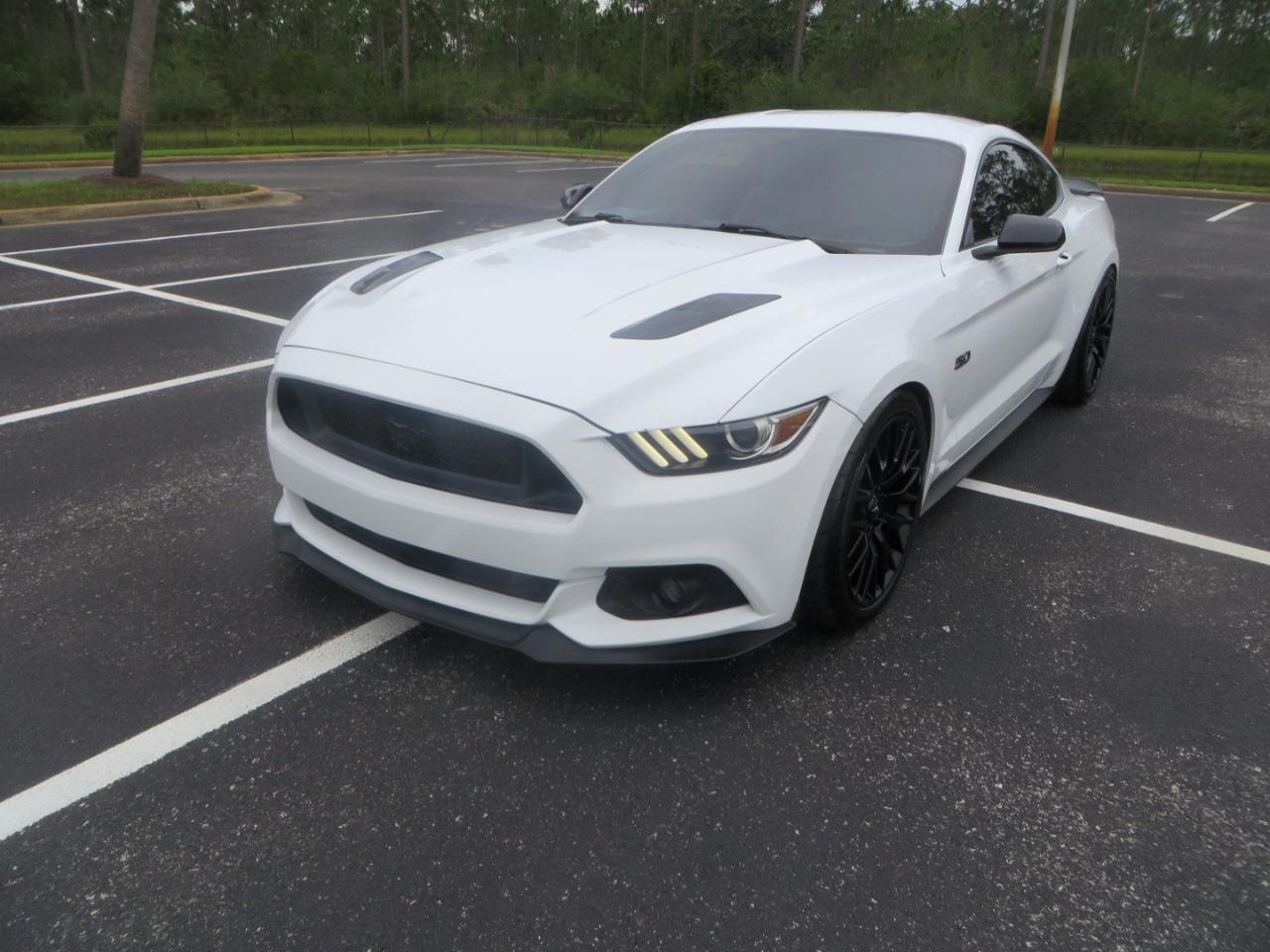 Ford Mustang 2dr Fastback GT 2015