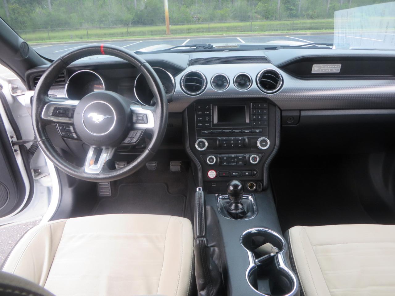 Ford Mustang 2dr Fastback GT 2015