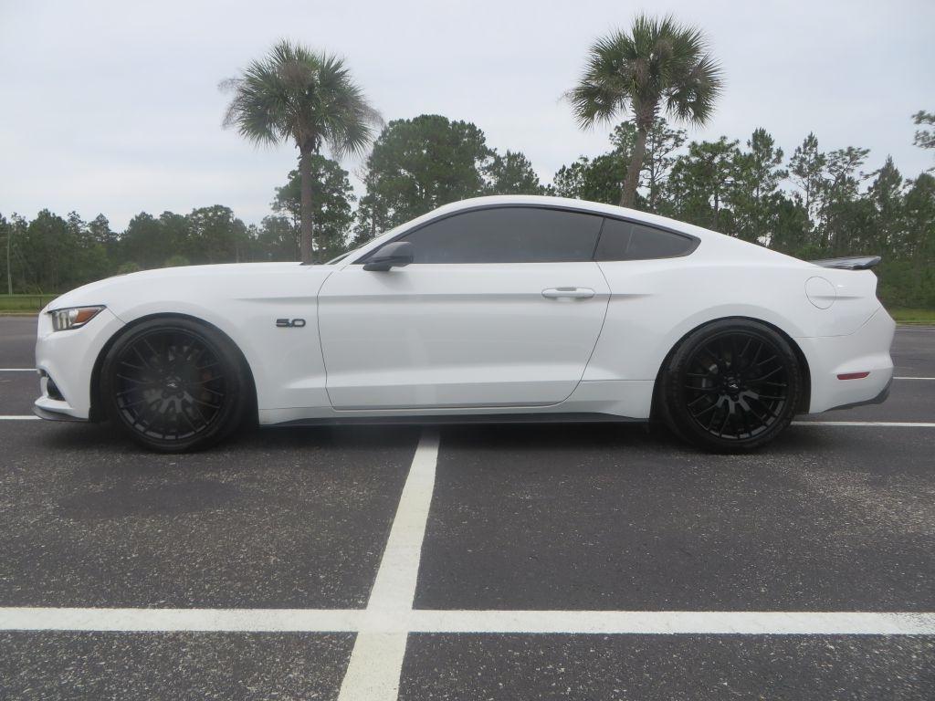 Ford Mustang  2015