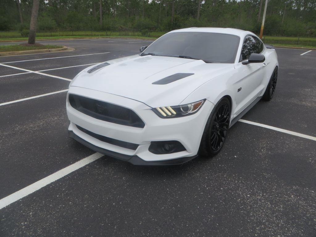 Ford Mustang  2015