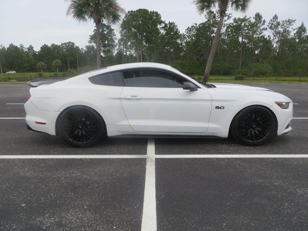 Ford Mustang  2015