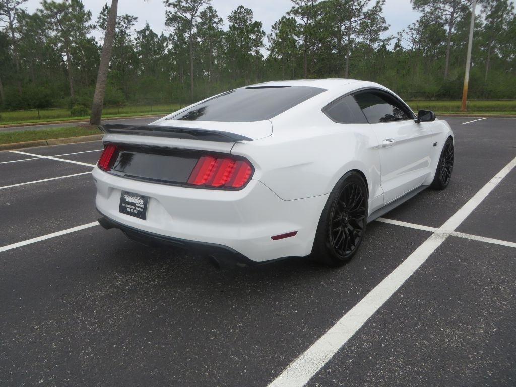 Ford Mustang  2015