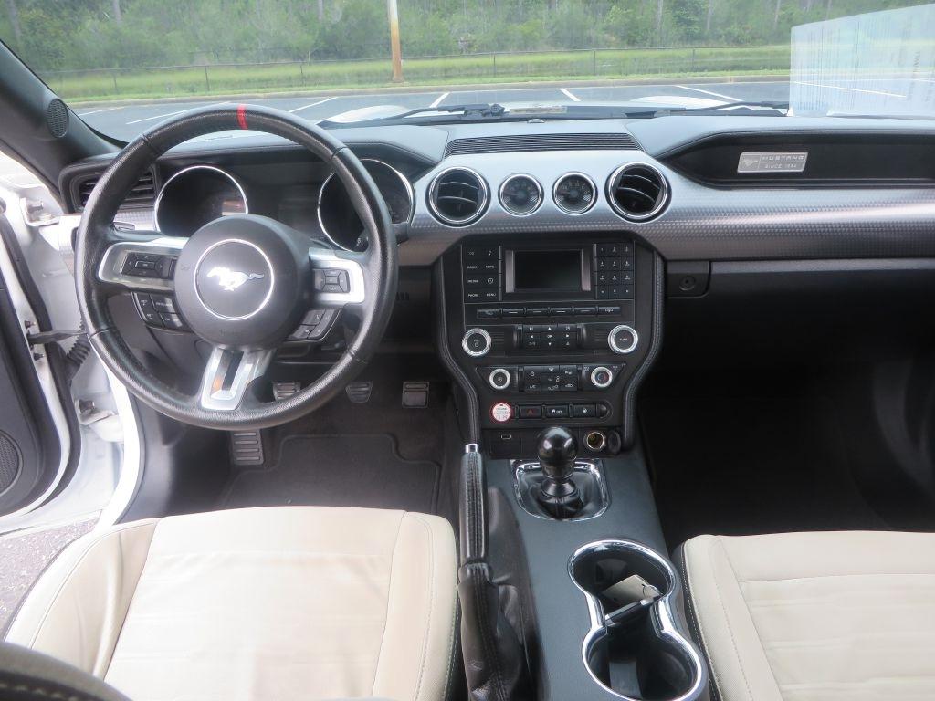 Ford Mustang  2015