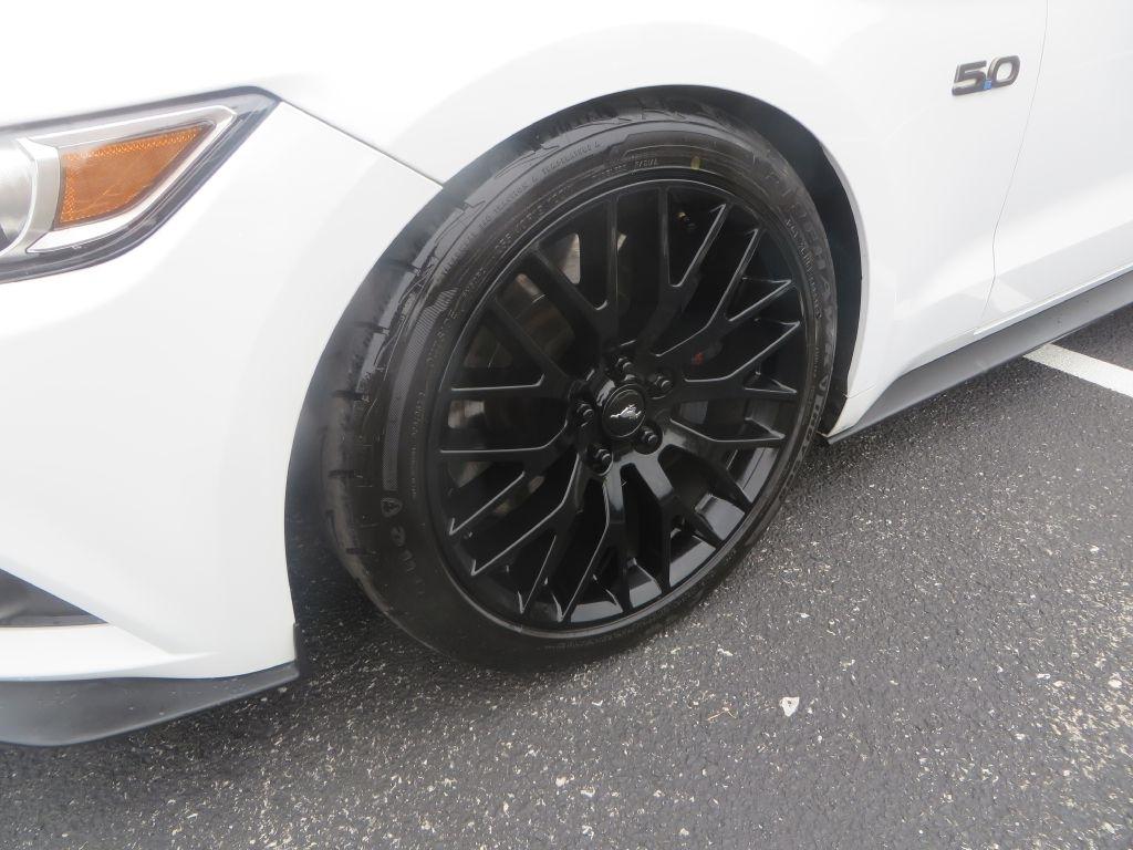 Ford Mustang  2015
