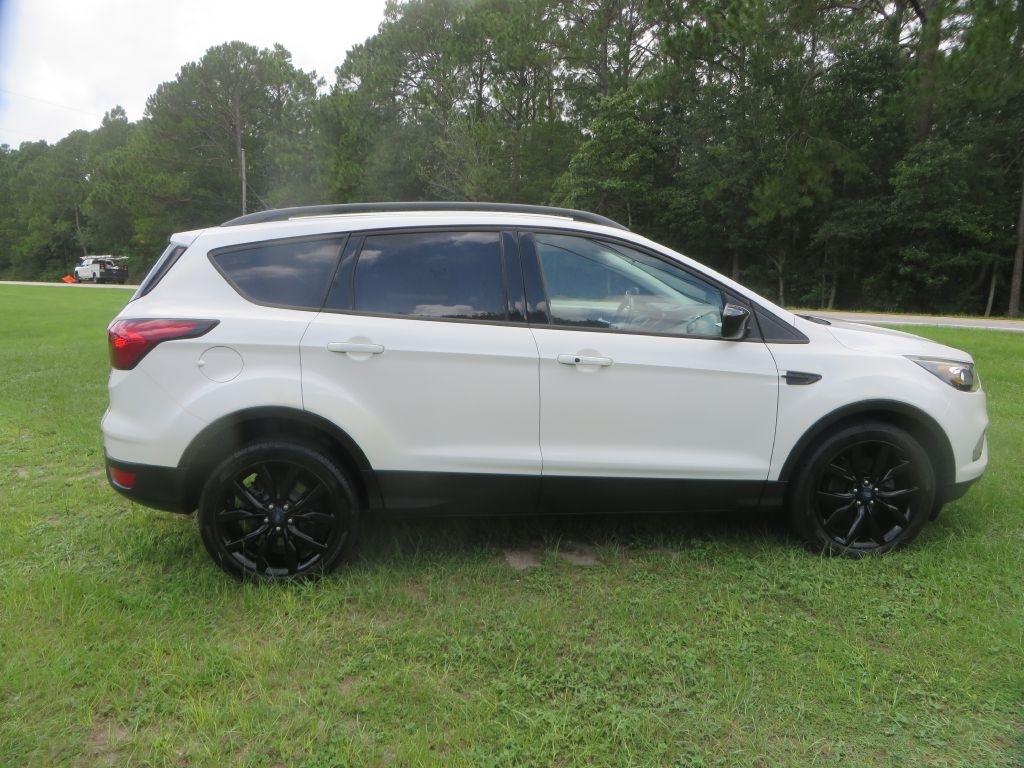 Ford Escape  2019