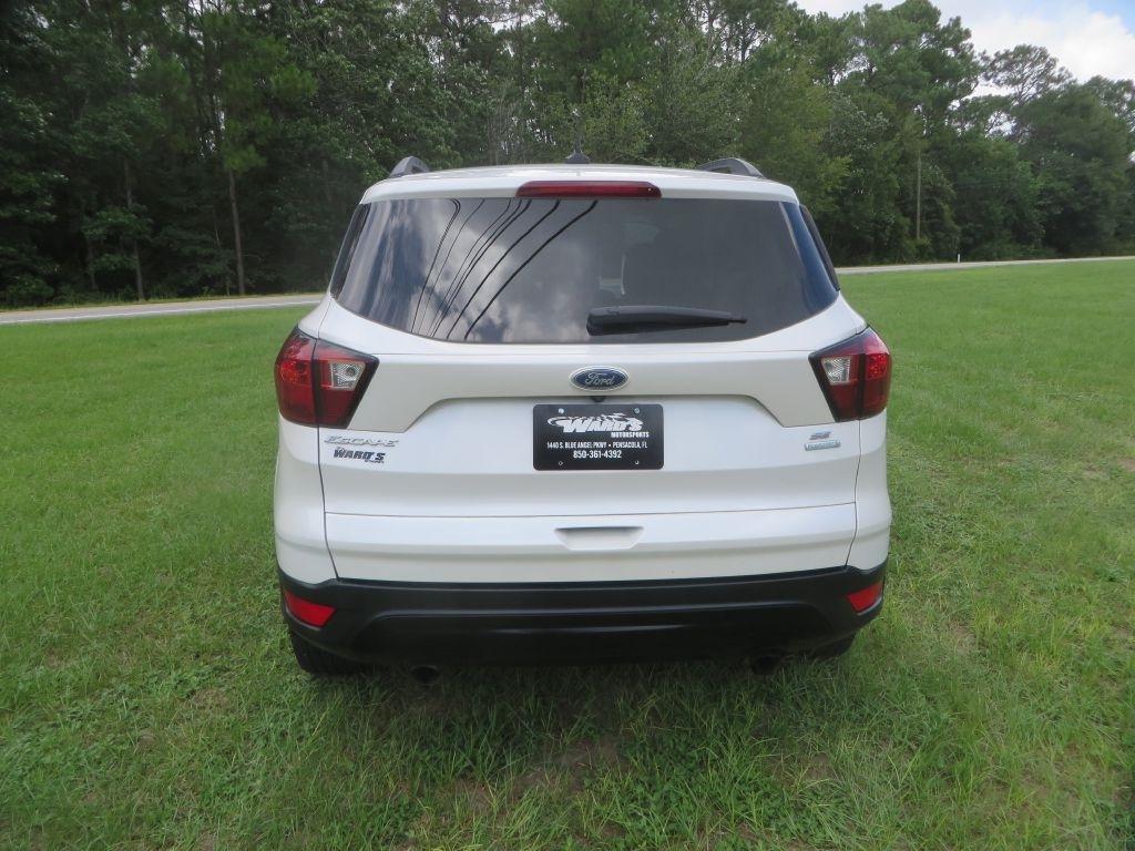 Ford Escape  2019