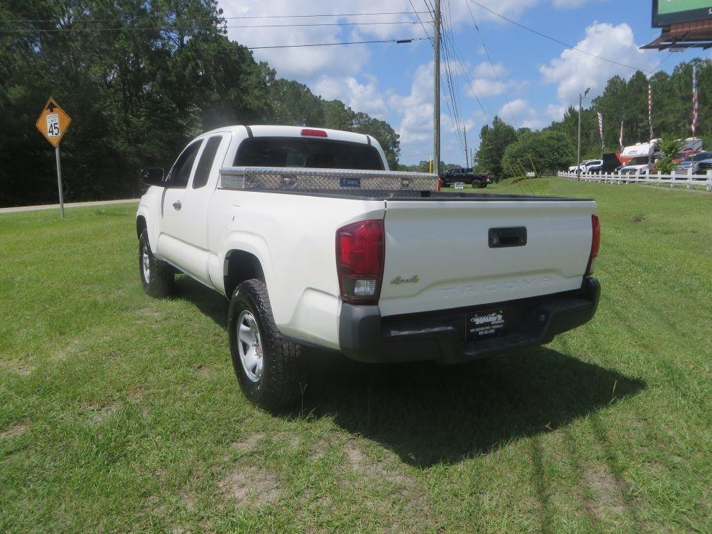 Toyota Tacoma 4WD  2020