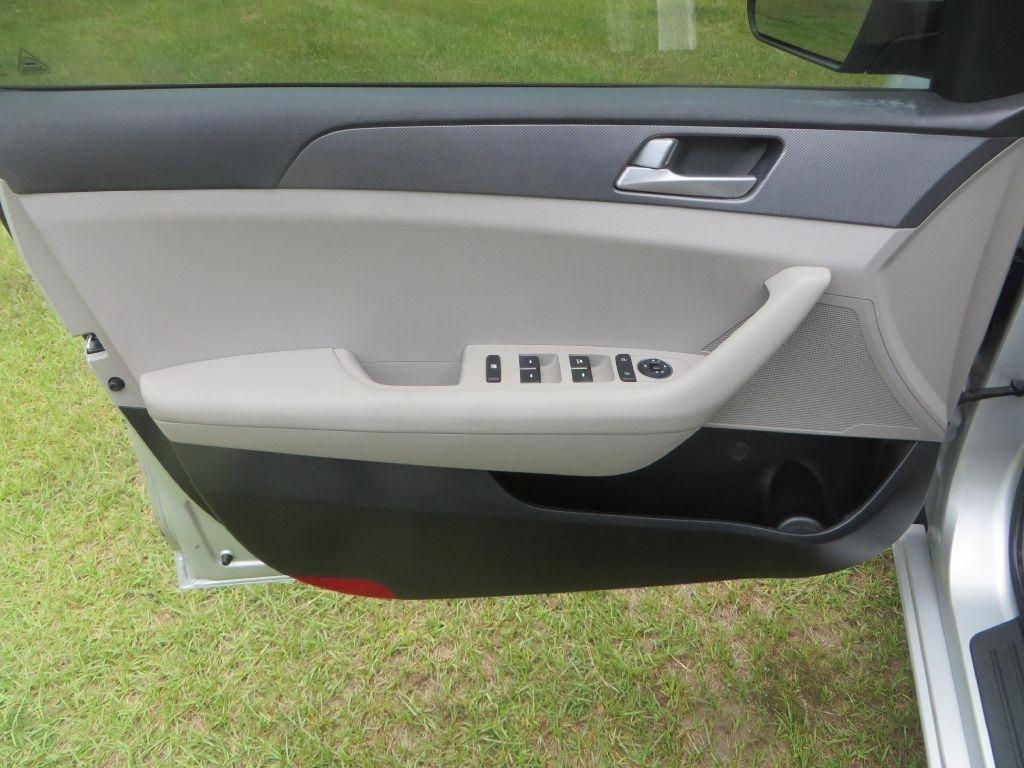 Hyundai Sonata  2016