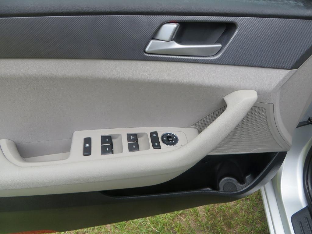 Hyundai Sonata  2016