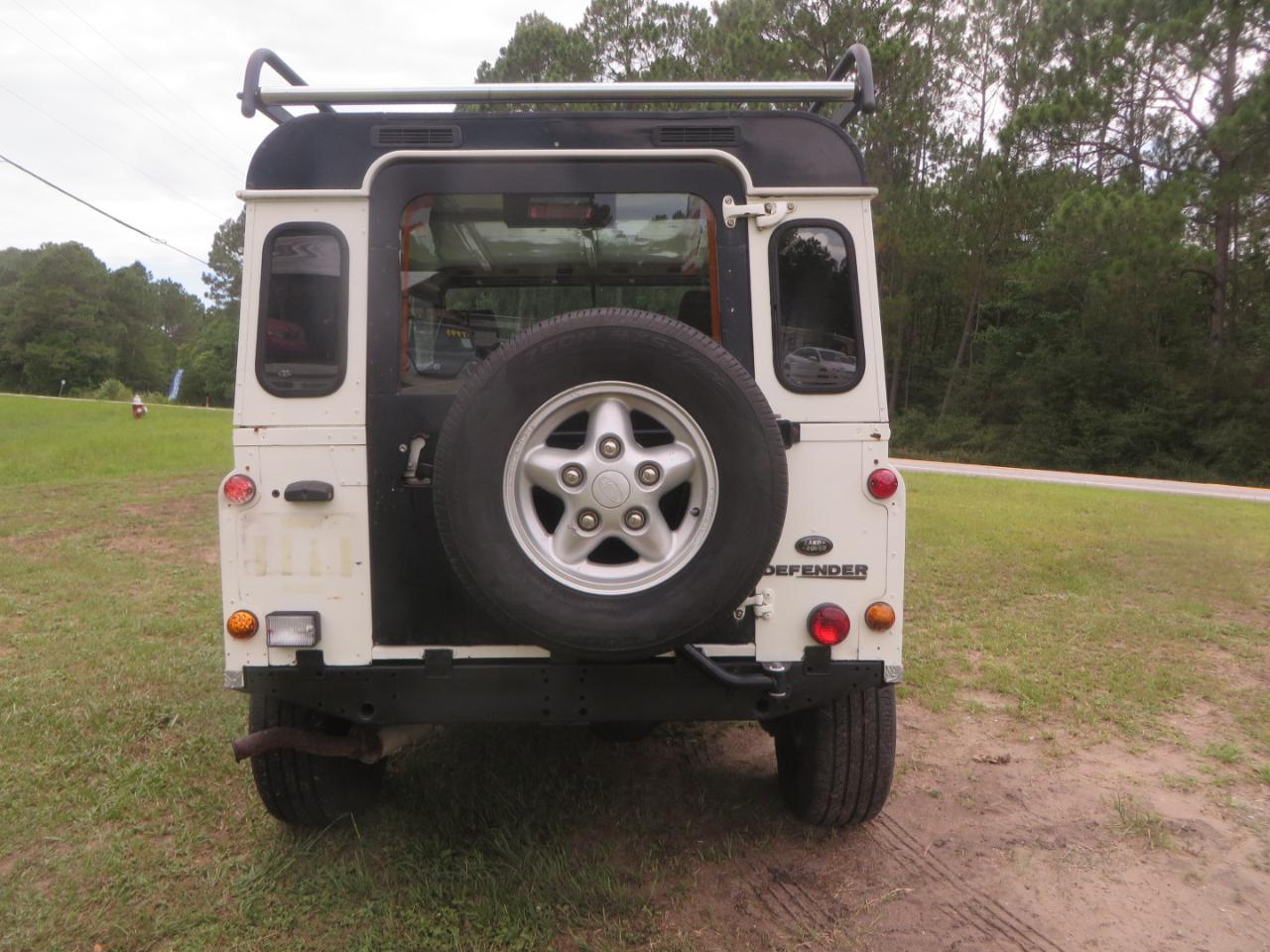 Land Rover Defender  1990