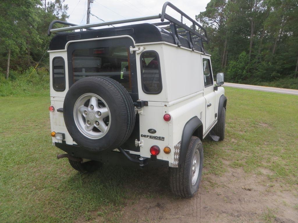 Land Rover Defender  1990