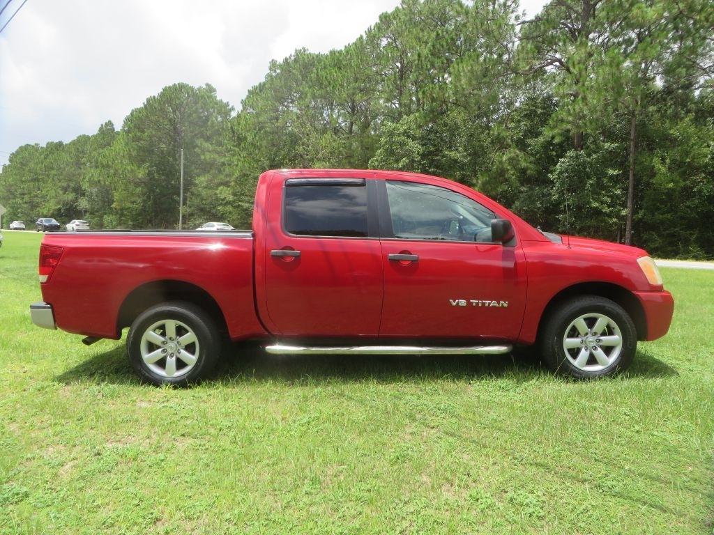 Nissan Titan  2012