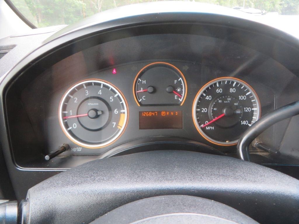 Nissan Titan  2012