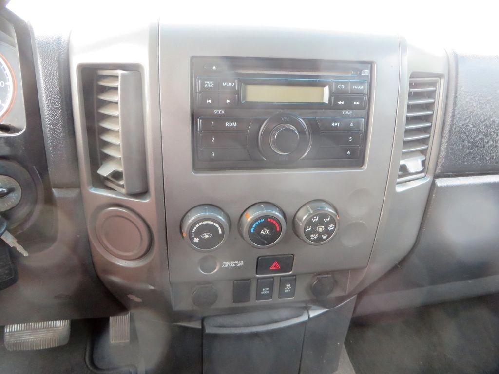 Nissan Titan  2012