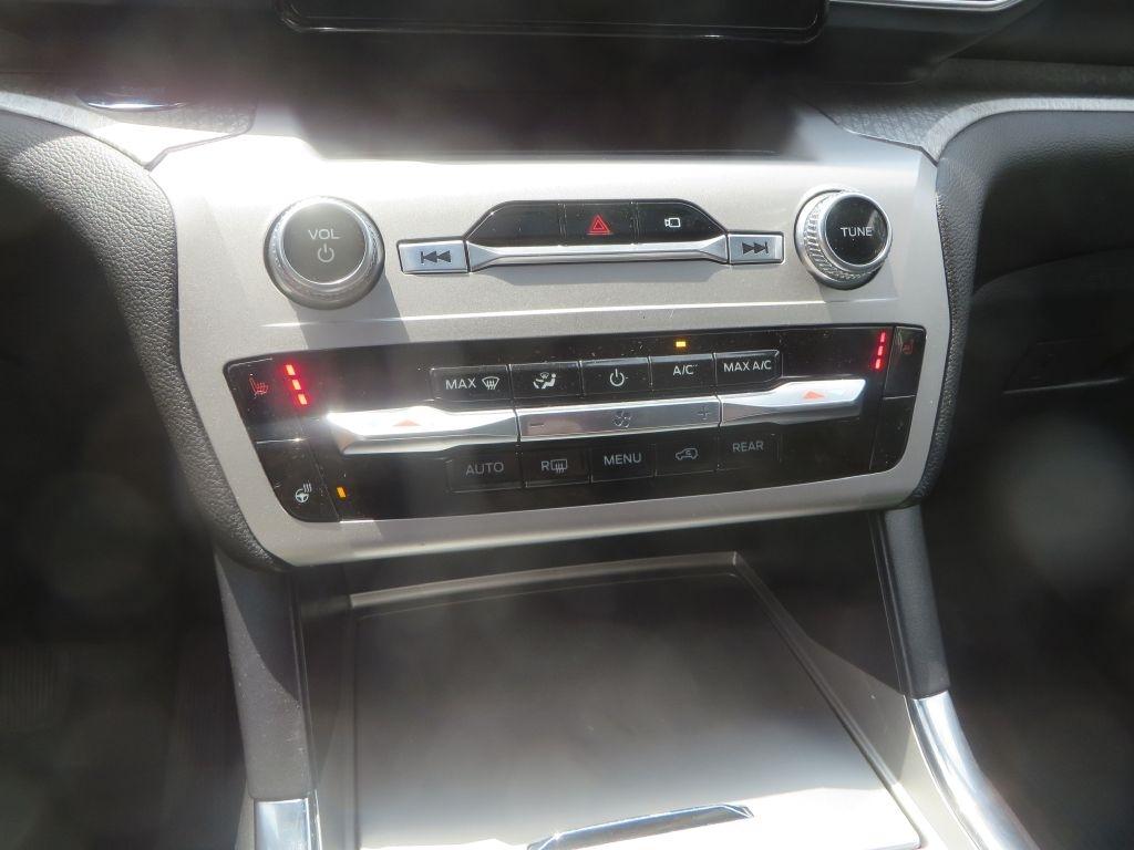 Ford Explorer  2022