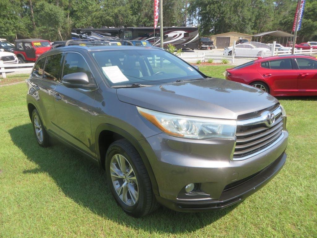 Toyota Highlander XLE 2015