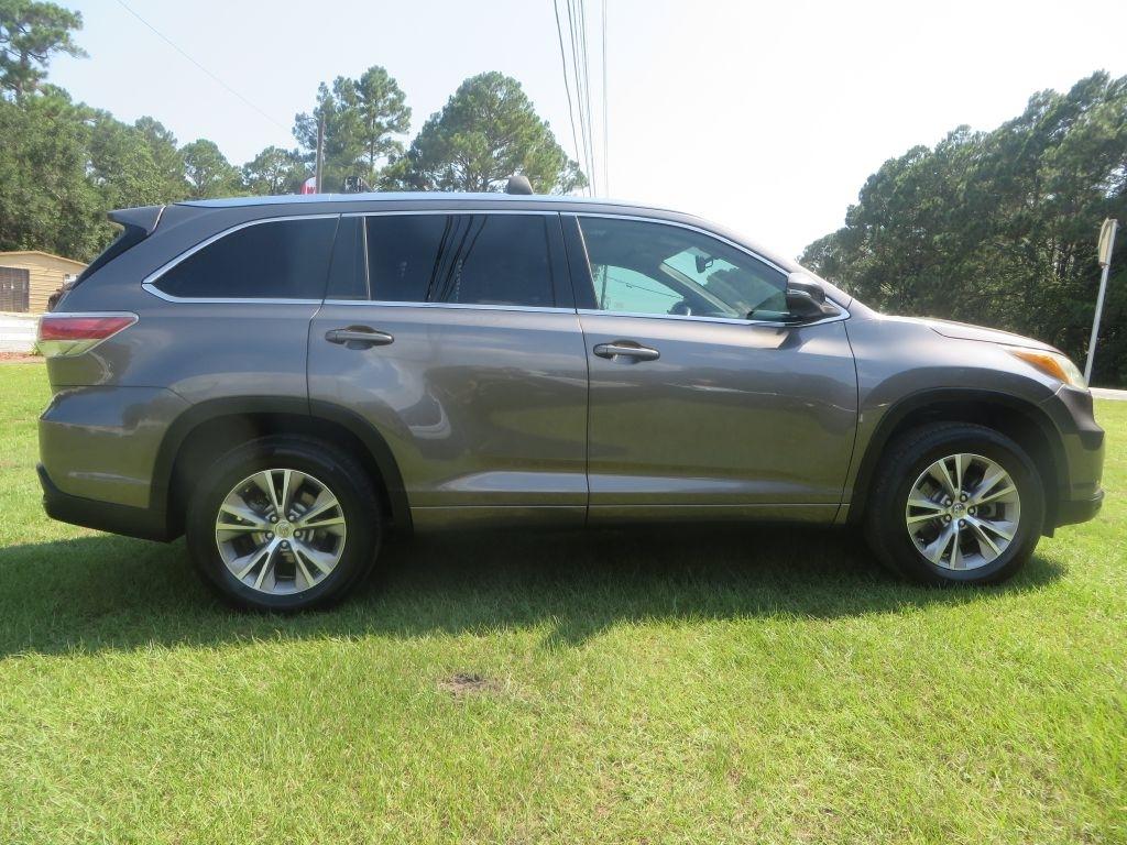 Toyota Highlander XLE 2015
