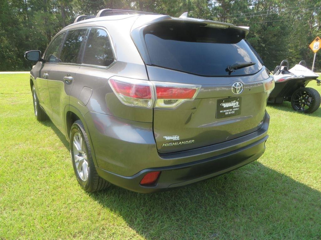 Toyota Highlander XLE 2015