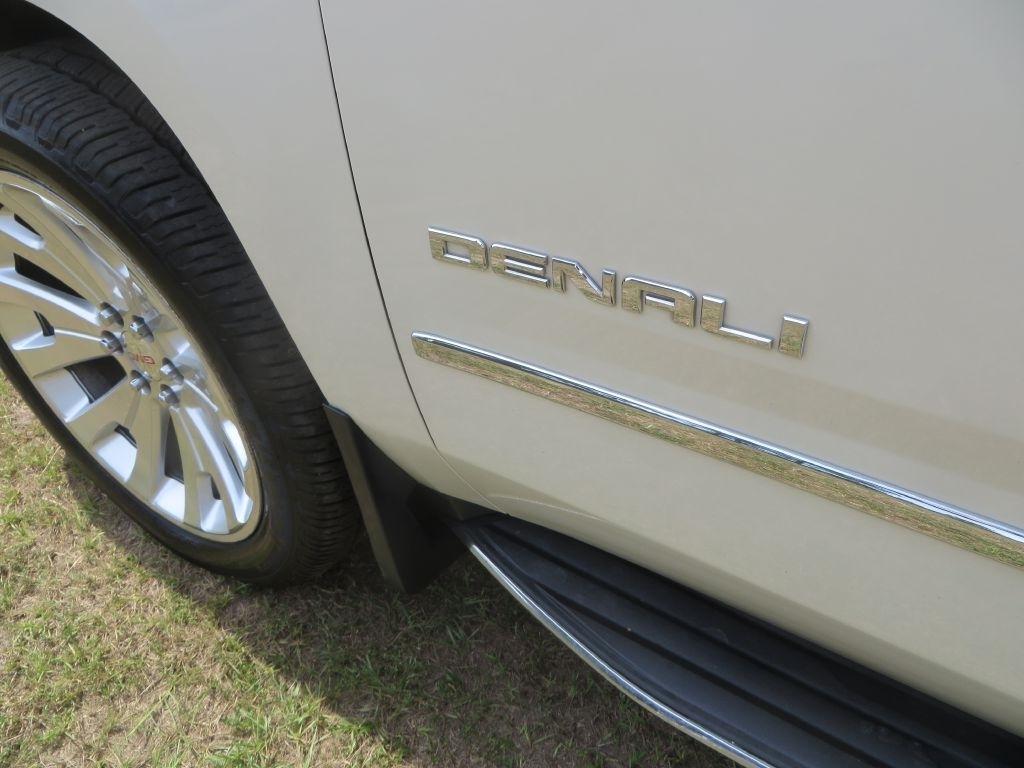 GMC Yukon  2015