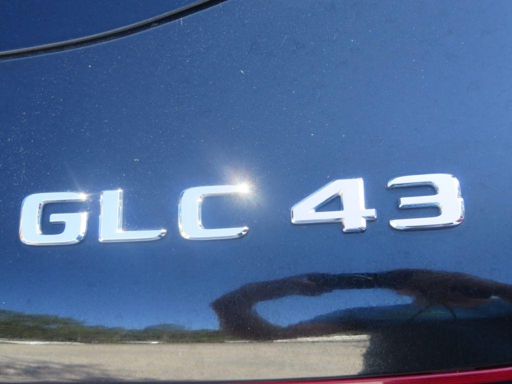 Mercedes-Benz GLC  2020