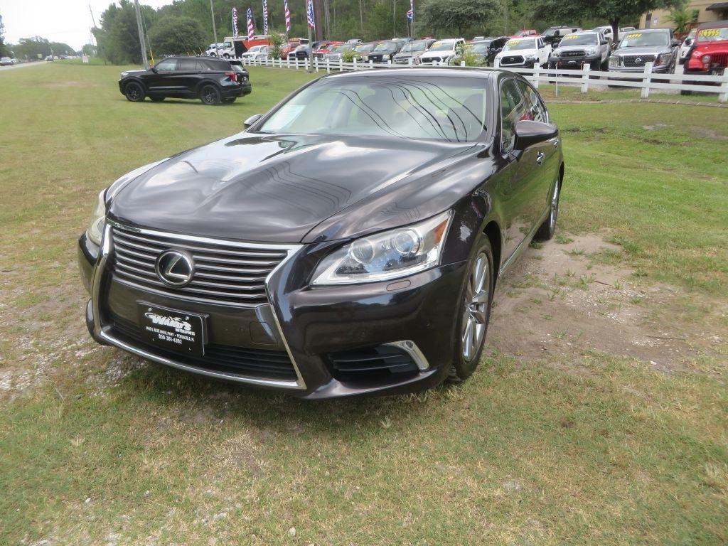 Lexus LS 460  2016